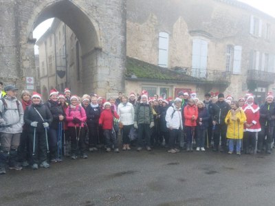 Le 14 Déc. 2025, Rando des Pères Noël à St&nbsp;Macaire